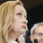 Elena Lasconi critica deciziile premierului Bolojan