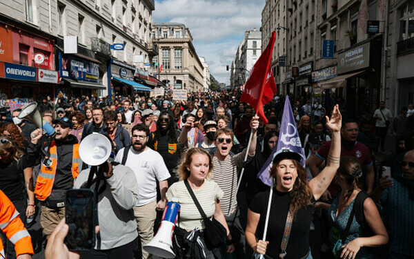 Franta afectata de o greva generala