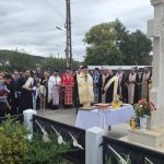 IPS Calinic slujba de sfintire la Crucea Micesti