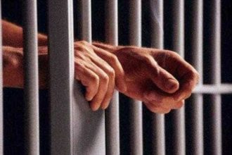 Incercati in urma mandatelor executate de poliisti