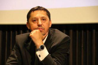 Ministrul Educatiei Salariul profesorilor ramane acelasi norma creste