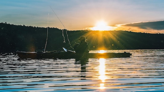 Motor barca i consumul real o zi pe ap