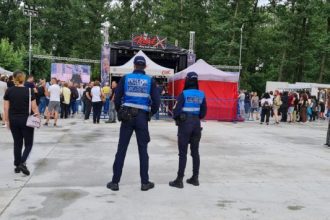 Piteshti Jandarmii mentin ordinea la Festivalul Rebel X