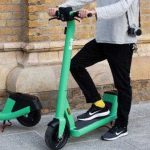 Sindicatul Europol solicita statii mobile pentru masurarea vitezei trotinetelor electrice