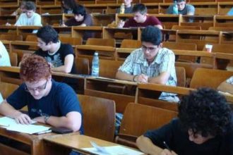 Studentii se alatura protestului profesorilor pe 8 septembrie