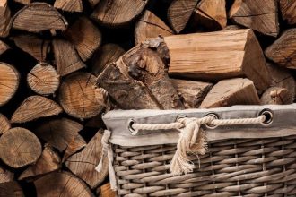 Vom plati mai mult pentru lemne in iarna