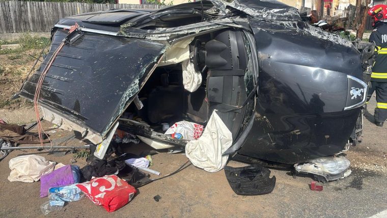 accident grav in arges sase raniti trafic oprit