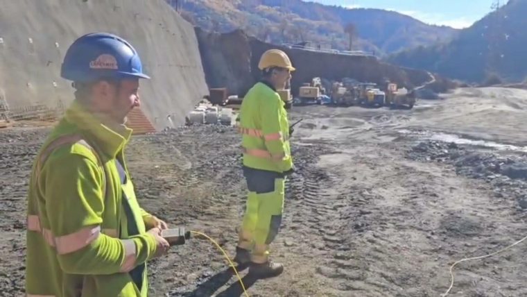 Au inceput dinamitariile pentru tunelul Robesti A1