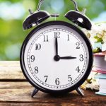 Cand trecem la ora de iarna adaptarea poate dura zile