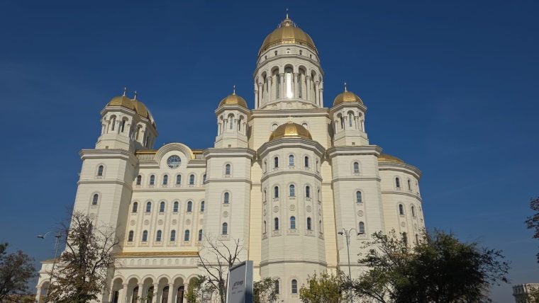 Catedrala Mantuirii Neamului va fi sfintita duminica