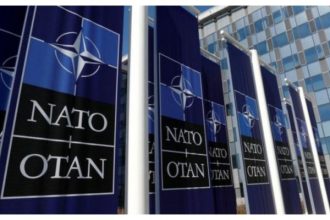 Coruptie in NATO Functionari implicati in mita pentru contracte