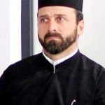 Il are pe cons tin t a directorul Armand Chiriloiu