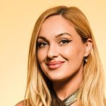 Larisa Stefan din Pitesti concert acasa la Filarmonica