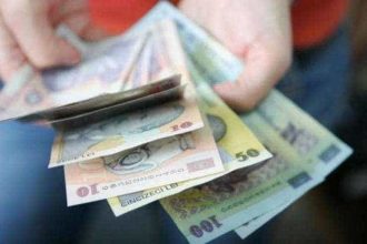 Majorarea salariului minim pentru 2026 discutata in Consiliul National Tripartit