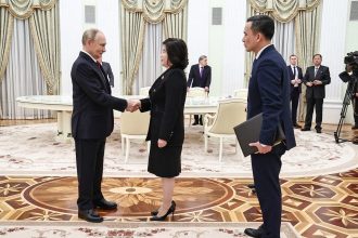 Ministra de externe a Coreei de Nord s a intalnit cu Putin