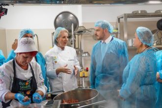 Ministrul Sanatatii intalniri in spitale si santier