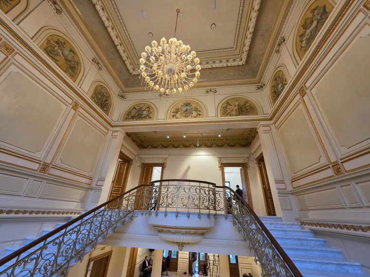 O bijuterie Cum arata acum Muzeul Arges dupa reabilitare