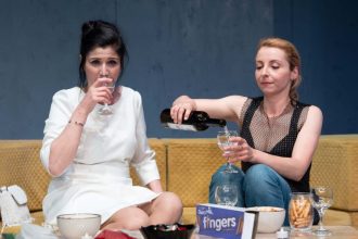 Pites ti Patru actori si de trei ori viata la Davila