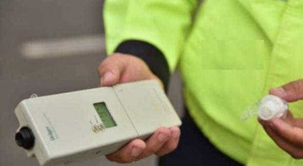 Pitesteanca de 82 de ani prinsa bauta la volan