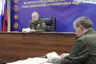 Putin si seful Armatei Ruse anunta testarea rachetei Burevestnik