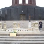 Reinstalarea sicriului eroului necunoscut in parc