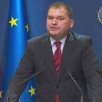 Restructurari masive in primarii aproape 13000 de functionari afectati