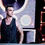 Robbie Williams declara ca sufer de sindromul Tourette