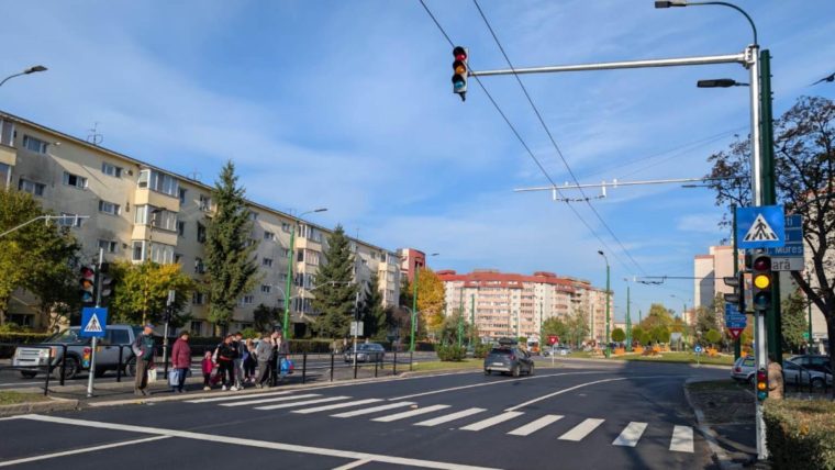 Un oras romanesc a instalat radar la semafor