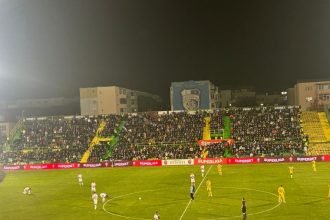 Viorel Moiceanu a inceput meciul FC Arges Dinamo