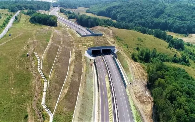 Autostrada ursilor avanseaza rapid tunelul A1 Lugoj Deva a fost finalizat
