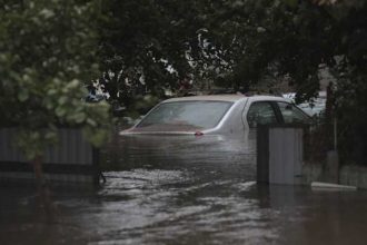 Cod galben de inundatii in Arges si 10 judete
