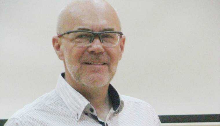 Conf dr Adrian Tase Nem putem bucura moderat de ciocolata cafea si dulciuri