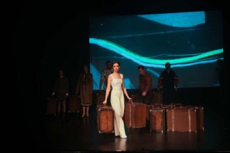 Frumoasa si cool incheie festivalul de teatru la Pitesti