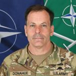 Generalul Christopher Donahue se intalneste cu Ionut Mosteanu