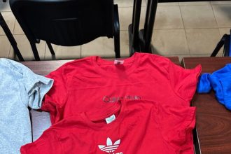 Haine contrafacute vandute in Arges prejudiciu de 19000 euro