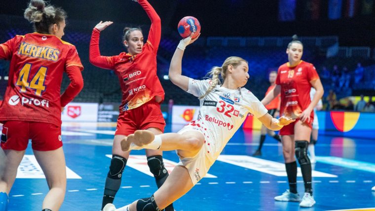 Handbal feminin Romania a invins Japonia si s a calificat la CM