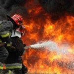 Incendiu mare la o fabrica de lemn din Neamt