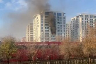 Incendiul din Sectorul 5 a fost cauzat de o lumanare nesupravegheata