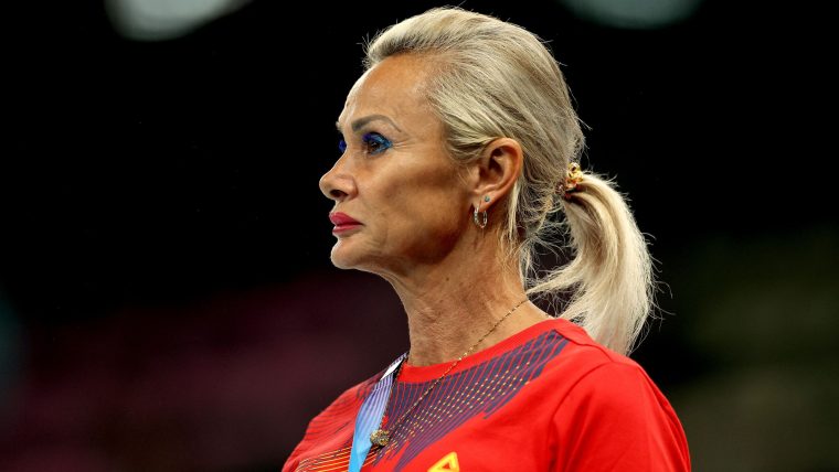 Loturile nationale de gimnastica desfiintate dupa acuzatiile impotriva Cameliei Voinea