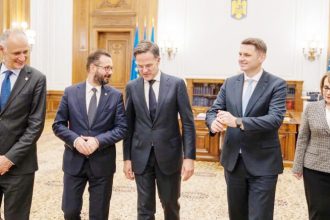 Mihai Cotez s a intalnit cu Mark Rutte secretarul general NATO
