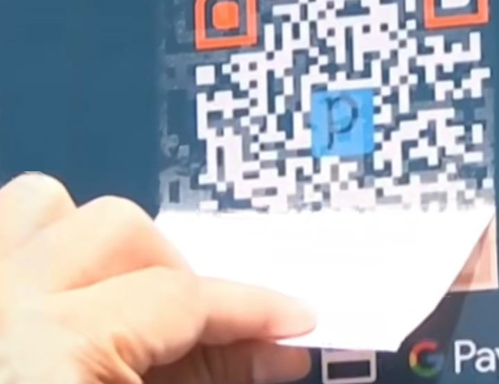 Perchezitii in Bucuresti si Teleorman pentru coduri QR false