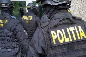 Perchezitii la reteaua buletinelor false pentru straini