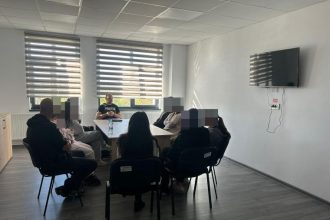 Pitesti Informare pentru parinti si copii despre siguranta online