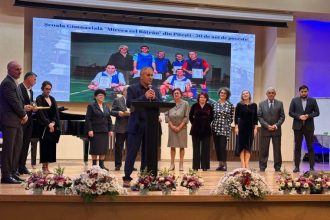 Pitesti Scoala Mircea cel Batran 50 ani