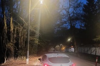 Pitesti controale ale politiei locale in parcarile comerciale