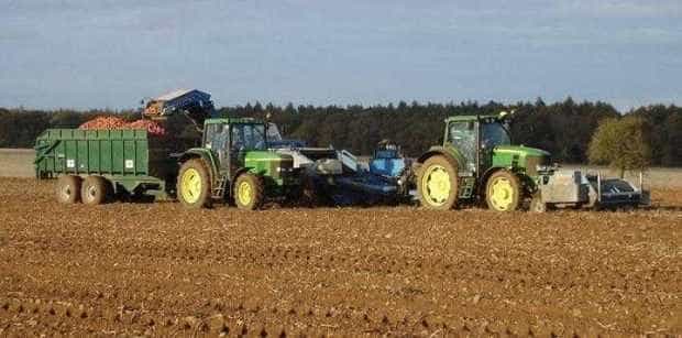 Plati de 219 milioane de euro pentru fermieri in octombrie