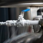 Protejati contoarele de apa de inghet