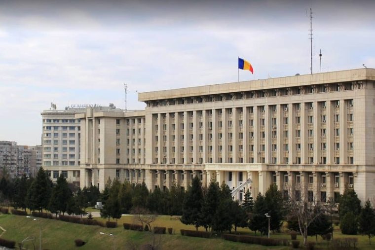 USR cauta un nou ministru al Apararii dupa demisia lui Mosteanu