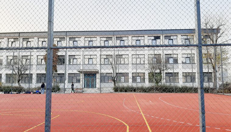 situatie critica la colegiul economic constructorul refuza cheile