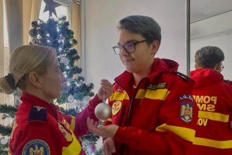 26 de voluntari onorati de ISU Arges pentru merite deosebite